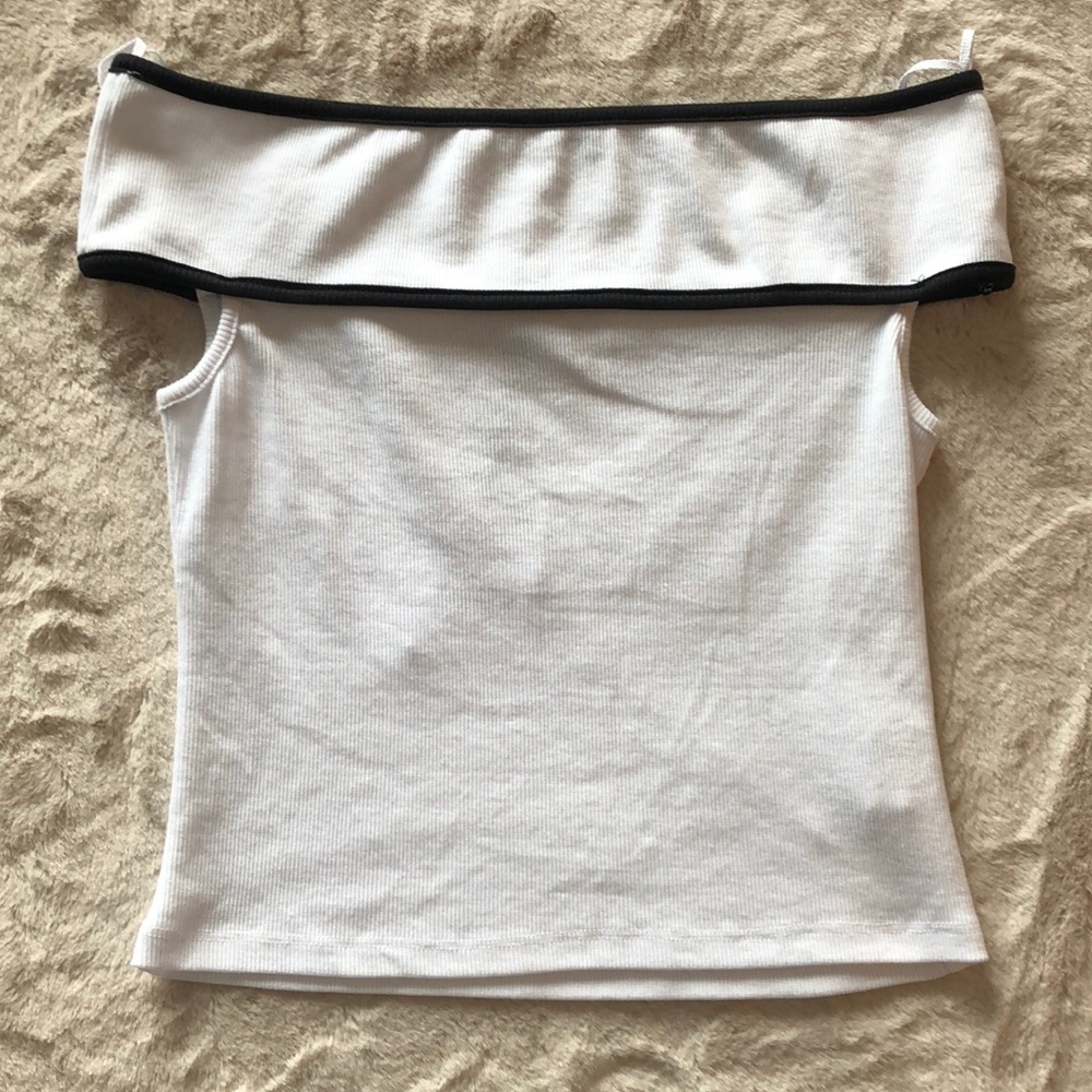 2/22 Zara Off Shoulder White Shirt